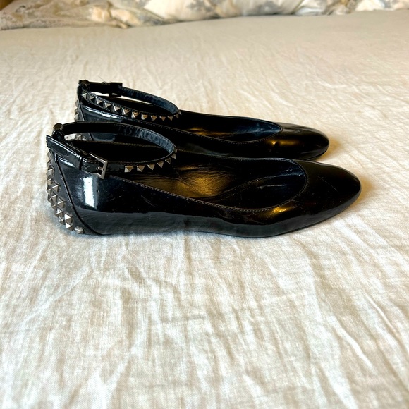 Black patent leather studded Burberry ballet flats with ankle strap EU 39 - Picture 1 of 9
